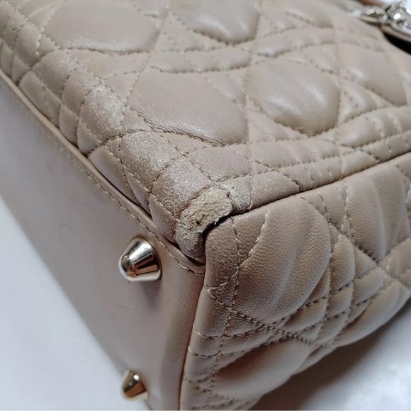 Dior Tan Quilted lady Dior Handbag in excellent condition - Picture 7 of 11